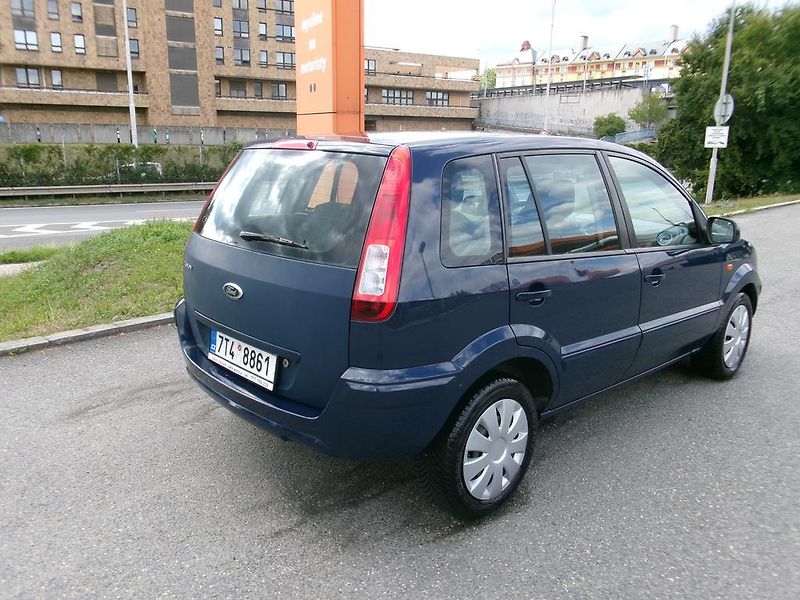 Ford Fusion (2011) 1.4 KOUPENO ČR,1.MAJITEL - fotka 6 z 10