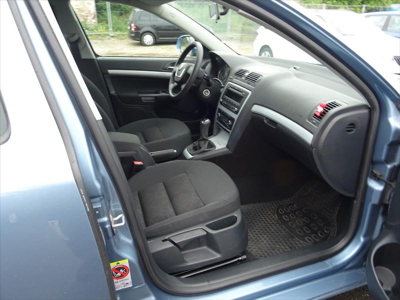 Škoda Octavia 1,2 TSi 77 kW - fotka 12 z 28
