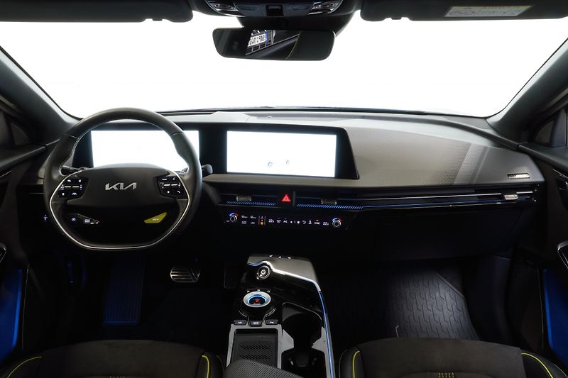 Kia EV6 EV6 77,4 kWh 4x4 GT 430 kW - fotka 21 z 34