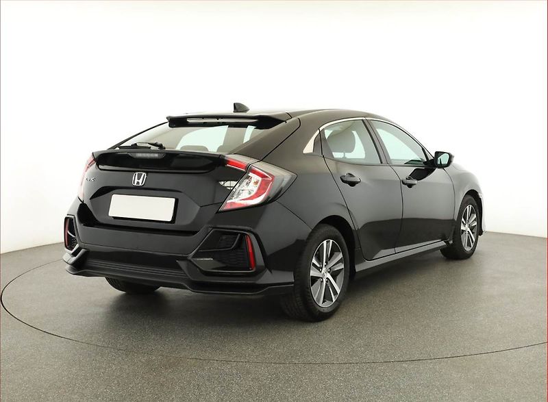 Honda Civic (2021) 1.0 VTEC Turbo, ČR,1.maj - fotka 5 z 18