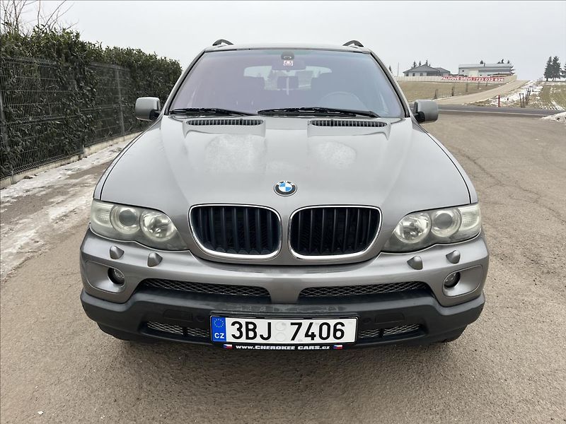 BMW X5 3,0 d 160KW 4x4 AUTOMAT SERVIS - fotka 2 z 42