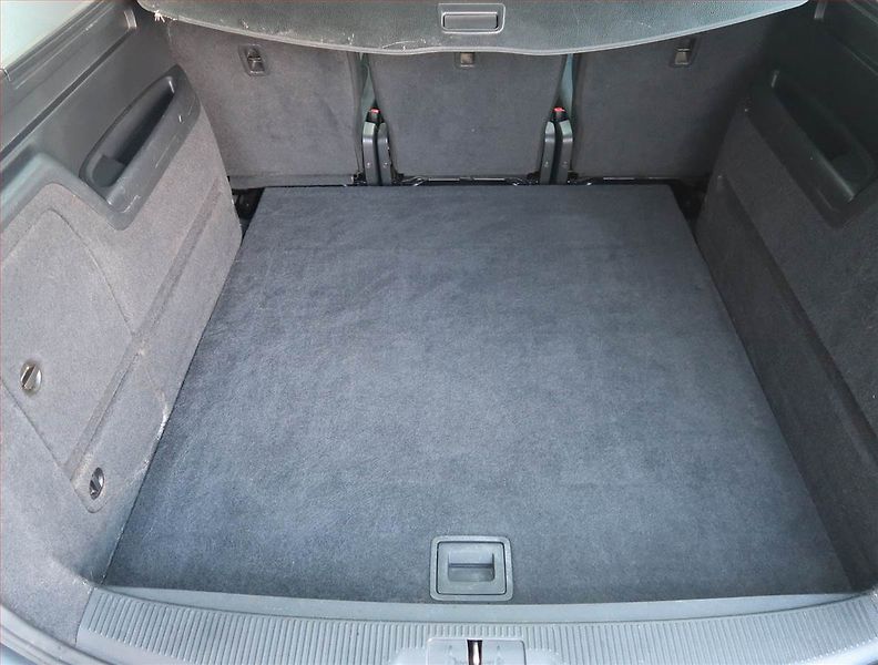 Volkswagen Sharan (2011) 2.0 TDI, Navi, Tempomat - fotka 12 z 13