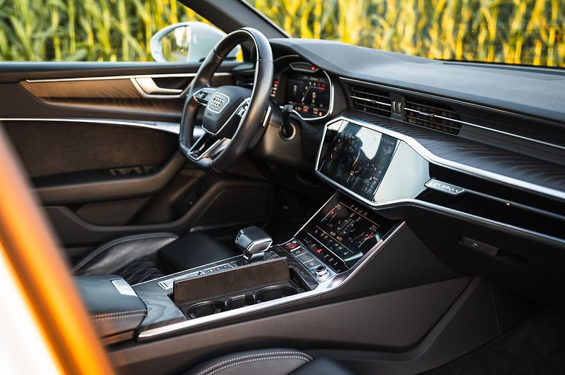 Audi S6 (2019) Panorama| B&O| Vzduch| Webasto - fotka 8 z 15