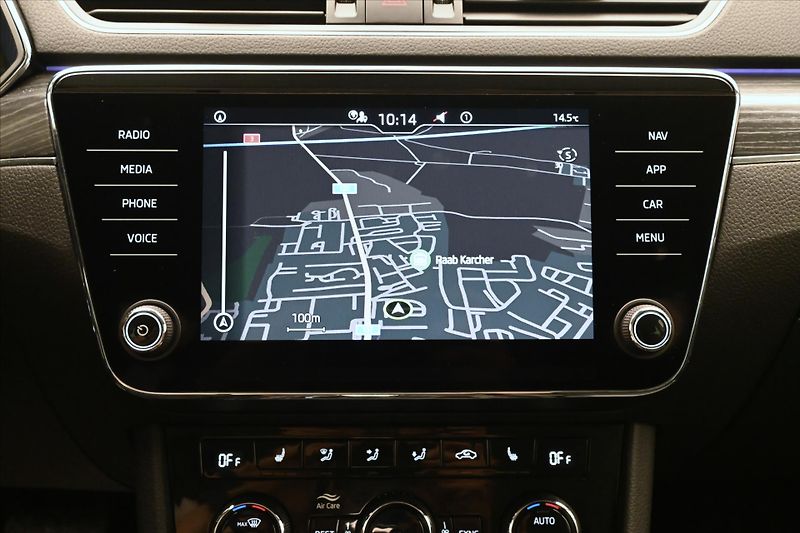Škoda Superb 2,0 TDI 147kW STYLE DSG Záruka - fotka 20 z 33
