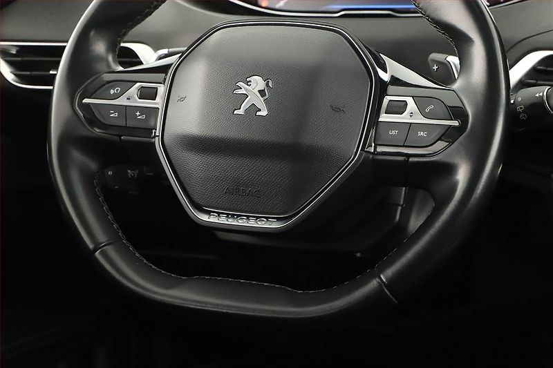 Peugeot 3008 (2021) 1.5 BlueHDi, Automat, ČR,1.maj - fotka 8 z 20
