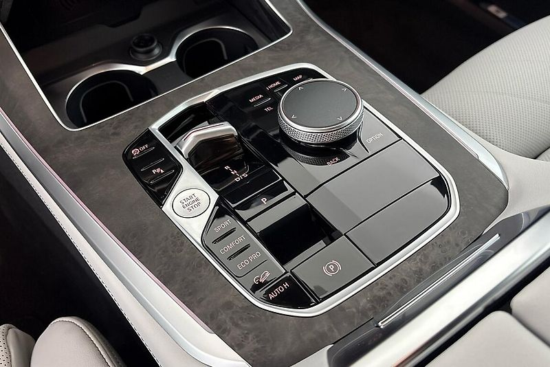 BMW X5 xDrive40d - fotka 23 z 26