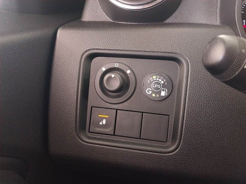 Dacia Duster (2019) 1.6 SCe, LPG, Kůže, Navi - fotka 16 z 21
