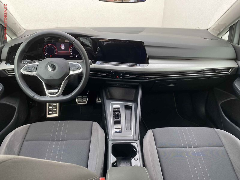 Volkswagen Golf (2021) 2.0 TDi 4x4, 1.maj,ČR - fotka 8 z 21