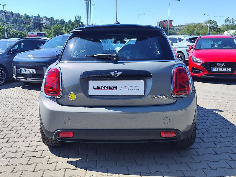 Mini Ostatní EV/135kW COOPER SE AT - fotka 6 z 27