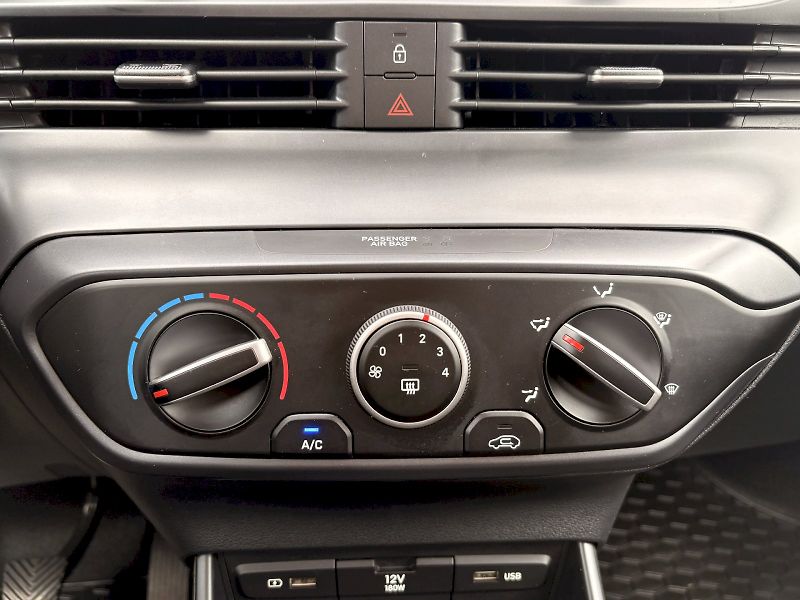 Hyundai Bayon (2022) 62 kW Comfort Club - fotka 14 z 25