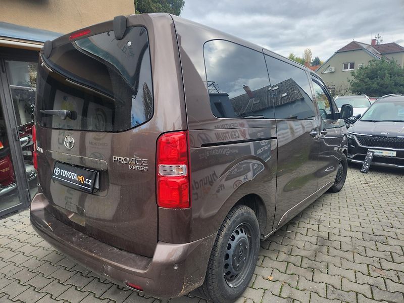 Toyota ProAce (2020) 2.0-8 MÍST-PRAV.SERVIS-KAMERA - fotka 9 z 11