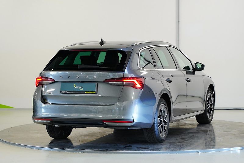 Škoda Octavia - fotka 2 z 29