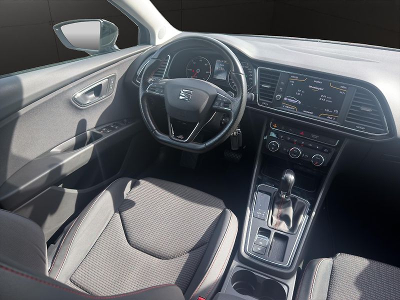 Seat Leon (2017) FR 2.0 TDI 110KW DSG - fotka 14 z 27
