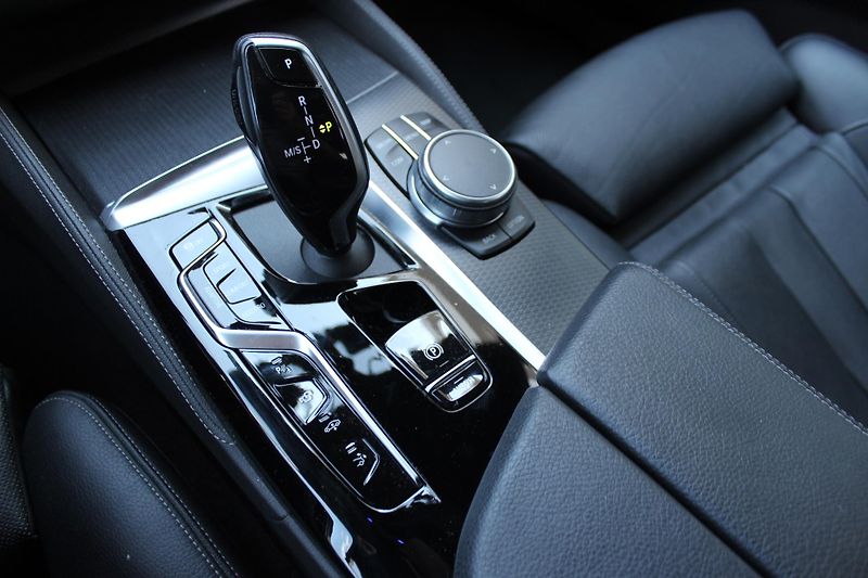 BMW Řada 6 630d xDrive Gran Turismo - fotka 16 z 20