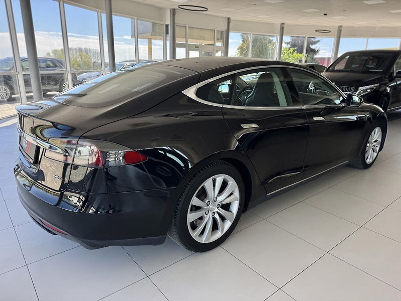 Tesla Model S 90D AWD*CCS*Vzduch - fotka 5 z 31
