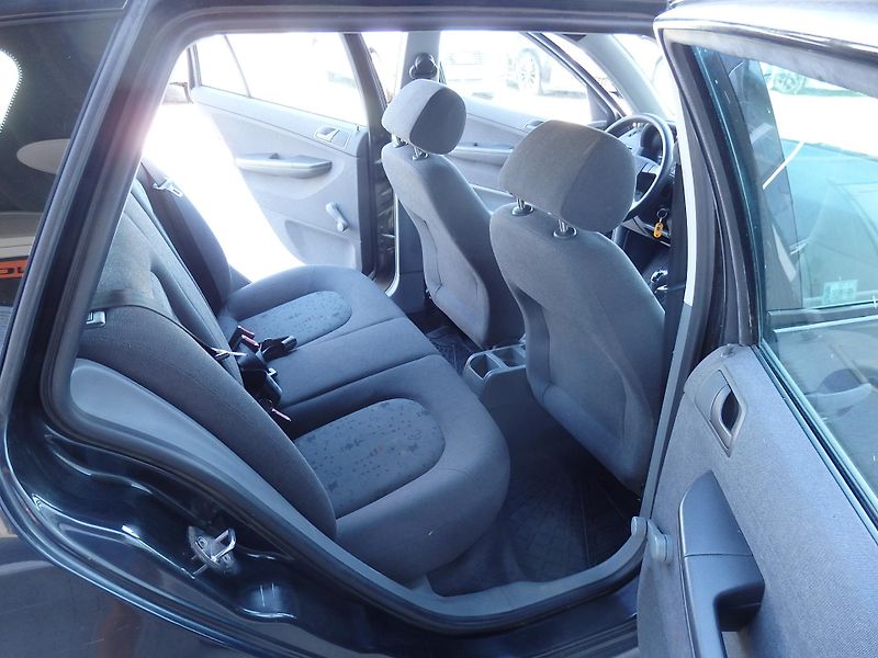 Škoda Fabia 1.4 MPI ZÁLOHOVÁNO - fotka 9 z 13