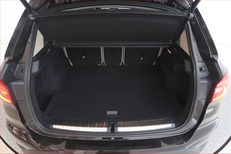 BMW X1 (2018) xDrive20i, 4X4, Automat - fotka 14 z 19