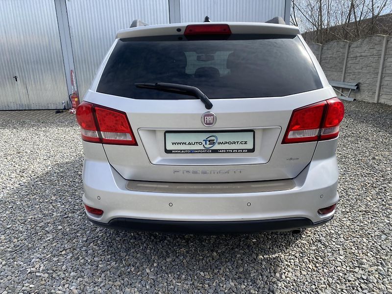 Fiat Freemont 2.0MJET 140PS 7MÍST KŮŽE MAN!! - fotka 12 z 166