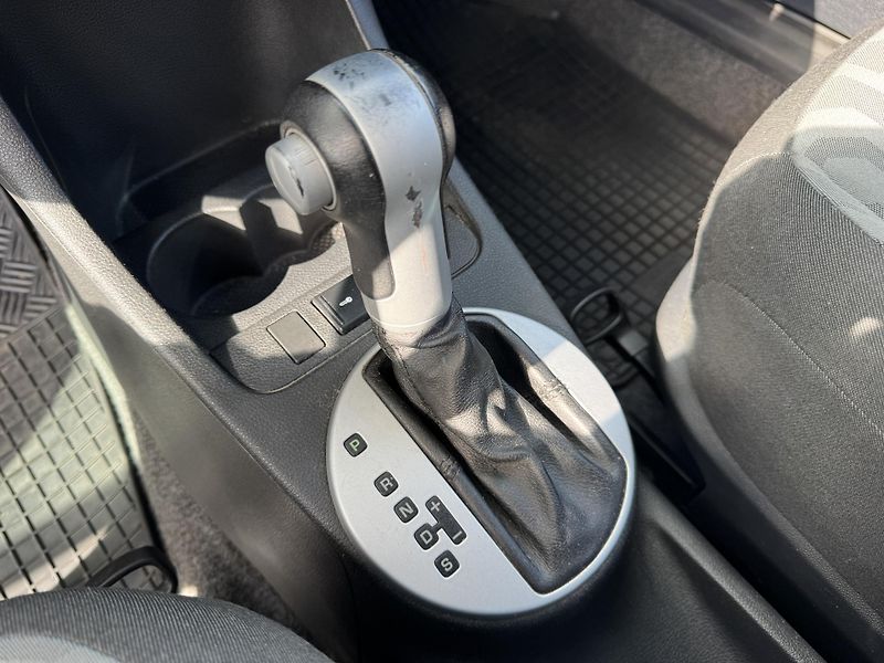 Škoda Fabia 1.6,77kw,AUTOMAT,klima - fotka 29 z 33