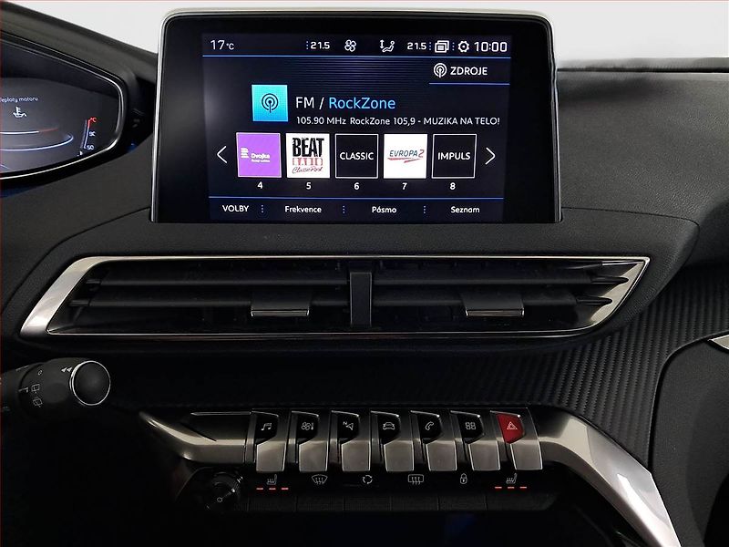 Peugeot 3008 (2020) 1.5 BlueHDi, Automat - fotka 12 z 19