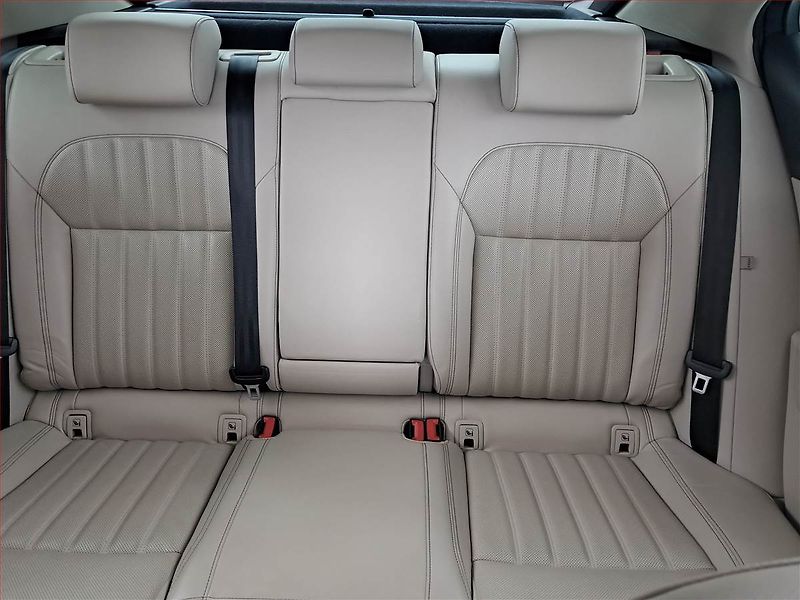 Škoda Superb (2020) Laurin&Klement iV 1.4 TSI PHEV - fotka 10 z 20