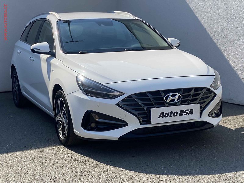 Hyundai i30 (2021) 1.5 T-GDi, 2.maj,ČR, Smart - fotografie inzerátu