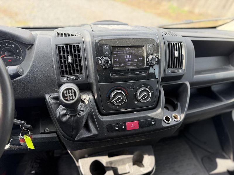 Citroën Jumper (2020) 2.2 HDi, novy 3S sklápěč 3m - fotka 8 z 10