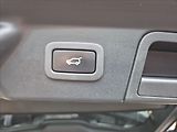 Land Rover Range Rover Velar 3,0 D300 SE AT AWD - náhled 12