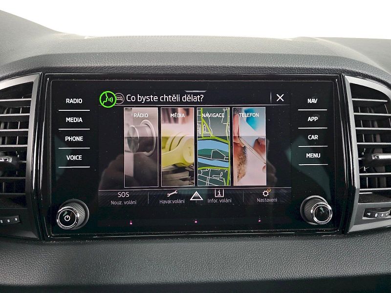 Škoda Karoq (2025) 1.5TSI 110kW DSG SPORTLINE TAŽ - fotka 19 z 33