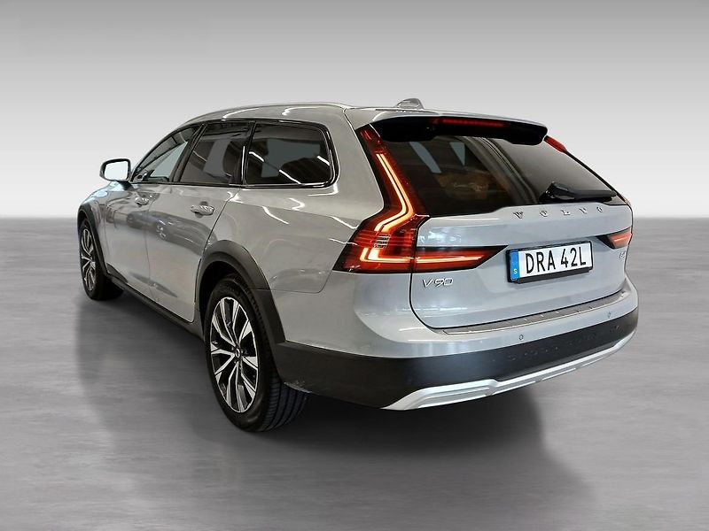 Volvo V90 CC B4 AWD Plus NezTo Taž Paměť - fotka 3 z 15