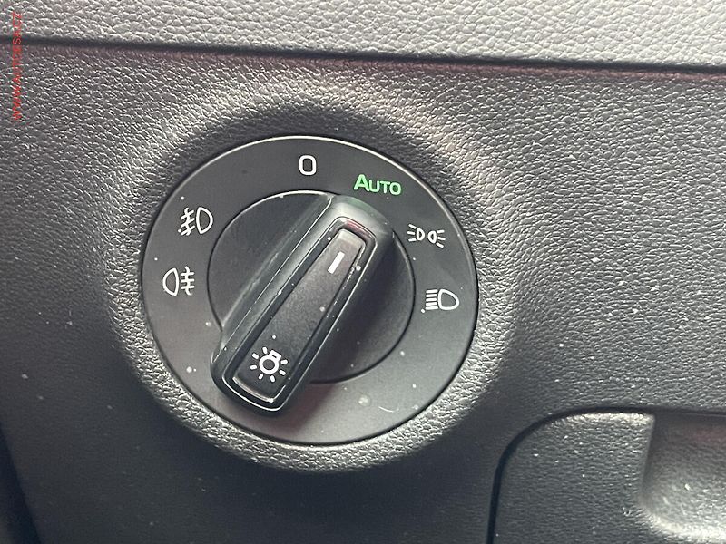 Škoda Karoq (2020) 2.0 TDi 4x4, Ambition, DSG - fotka 20 z 22