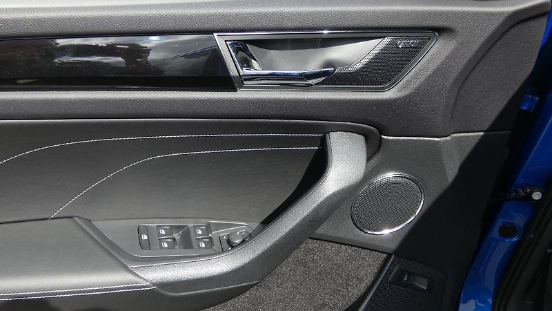 Škoda Kodiaq 2.0 TDI 110 kW L&K 4x4 DSG - fotka 9 z 27