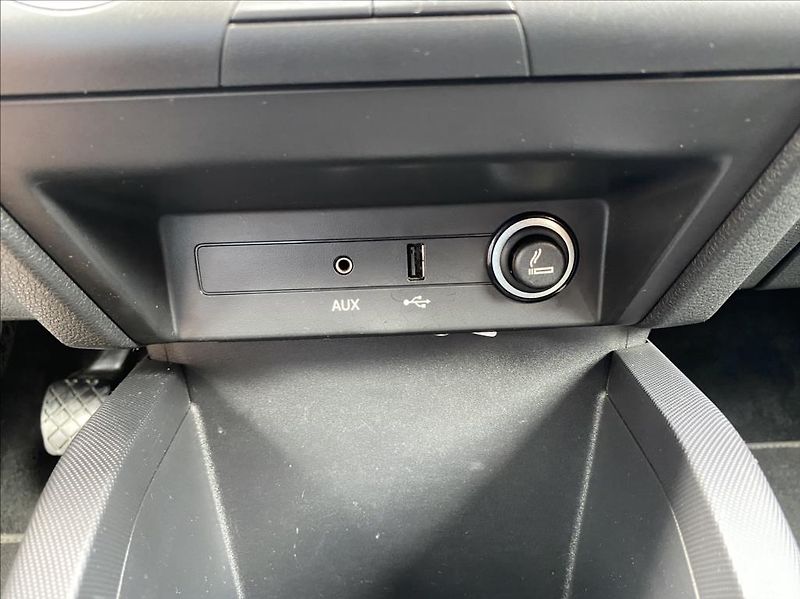 Škoda Fabia 1,4 TDI Ambition - fotka 31 z 39