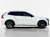 Volvo XC60 B5 AWD PLUS DARK // REZERVACE - náhled 9