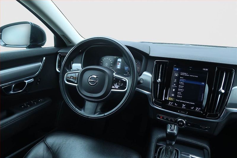 Volvo V90 (2018) D4, Automat, Serv.kniha, Kůže - fotka 7 z 27