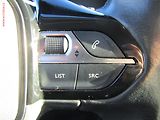 Peugeot 2008 (2020) 1.2PT, ČR, LED - náhled 13