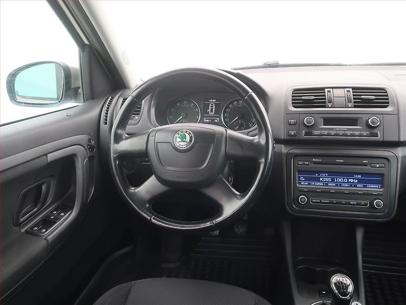 Škoda Roomster (2010) Elegance 1.2 TSI, Tempomat - fotka 7 z 16