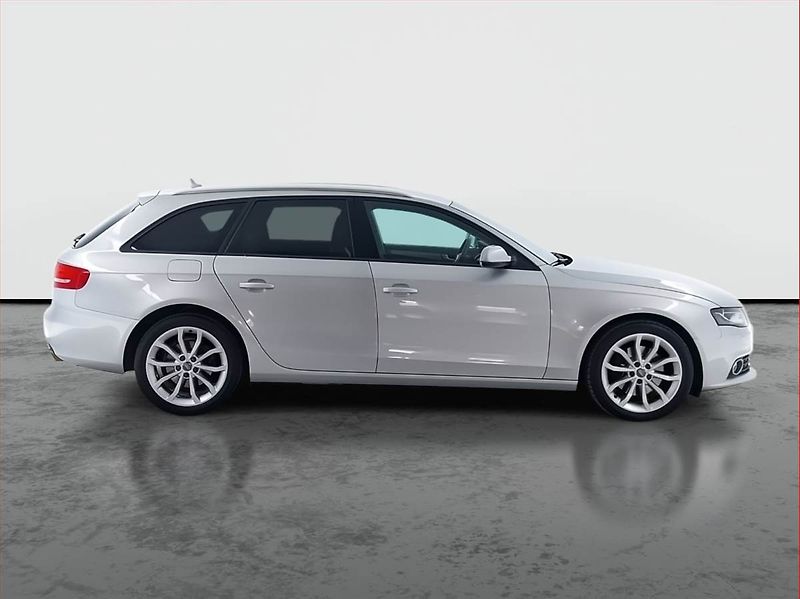 Audi A4 (2009) 2.0 TFSI, Automat, Navi - fotka 6 z 19