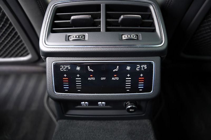 Audi A7 50 Tdi S-tronic/Q/Sline/B&O/ČR - fotka 33 z 48