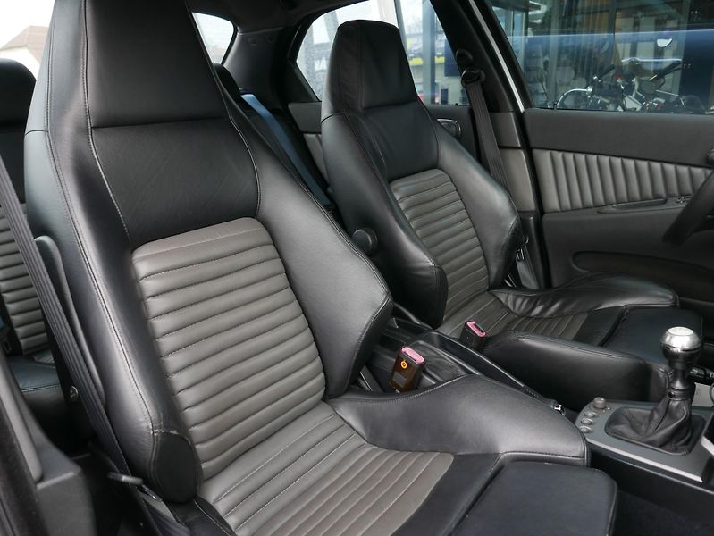 Alfa Romeo 156 3,2 GTA 184kW - fotka 17 z 30