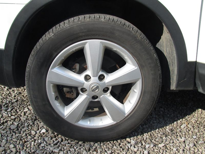 Nissan Qashqai 1.6 - fotka 16 z 16