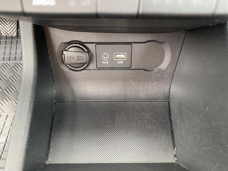 Hyundai i20 1.2i SELECT,NAJ.76TIS.KM!! - fotka 18 z 32