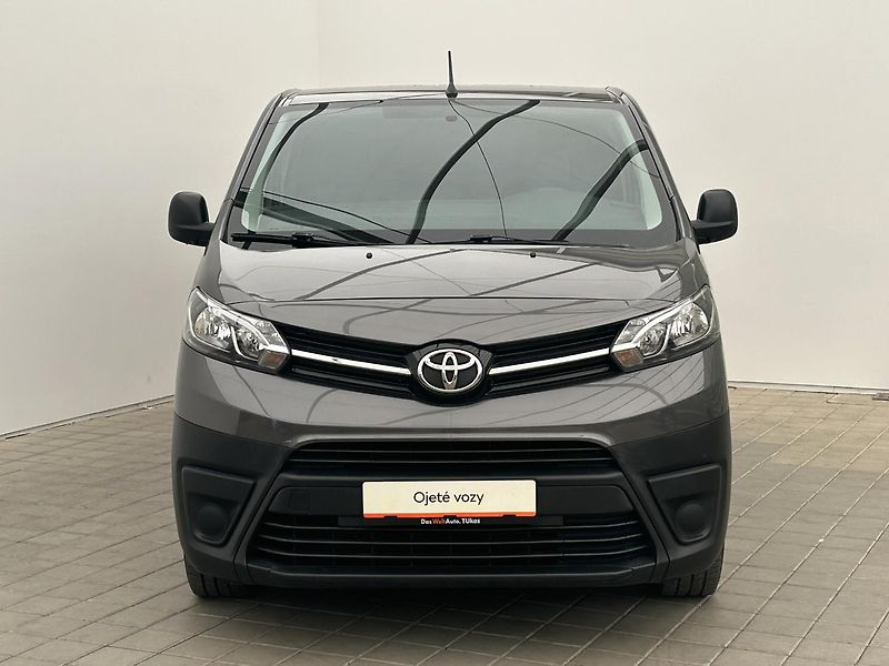 Toyota ProAce 2.0 D Active - fotka 4 z 22
