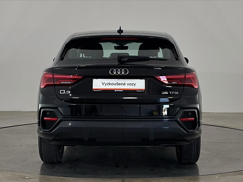 Audi Q3 Sportback - fotka 17 z 28