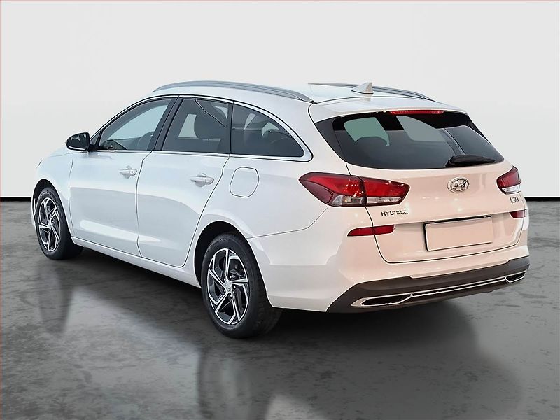 Hyundai i30 (2022) Smart 1.0 T-GDI, Serv.kniha - fotka 4 z 14