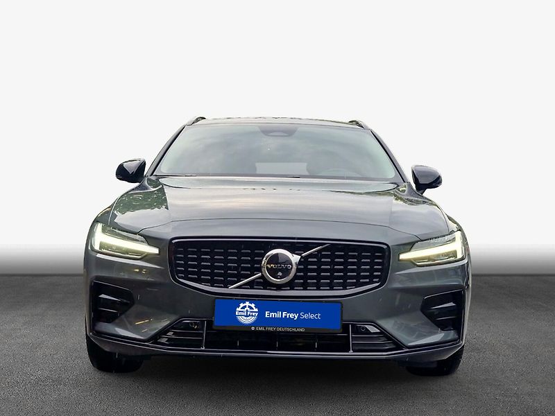 Volvo V60 B4 Plus Dark - fotka 3 z 15