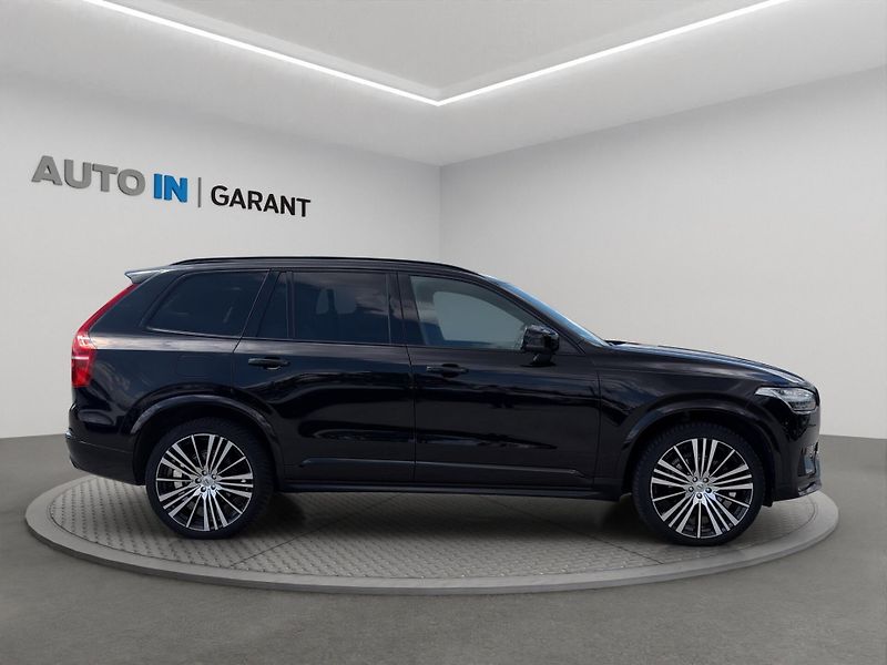 Volvo XC90 (2019) 2.0 B5 4x4 Nafta, Kůže, A/T - fotka 7 z 30
