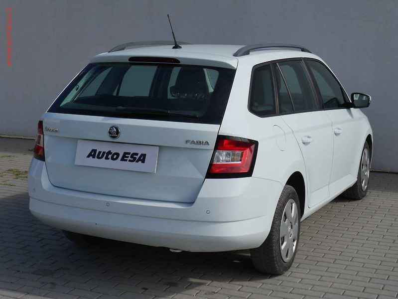 Škoda Fabia (2017) 1.4TDi, AC, park.asist - fotka 4 z 16