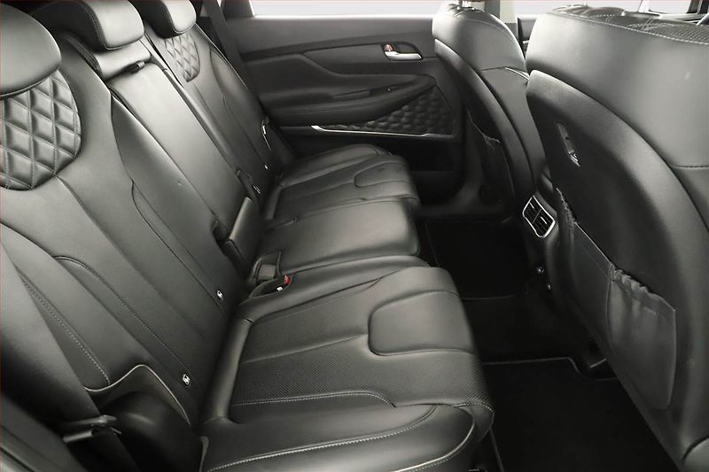 Hyundai Santa Fe (2023) Plug-in Hybrid, ČR - fotka 7 z 19