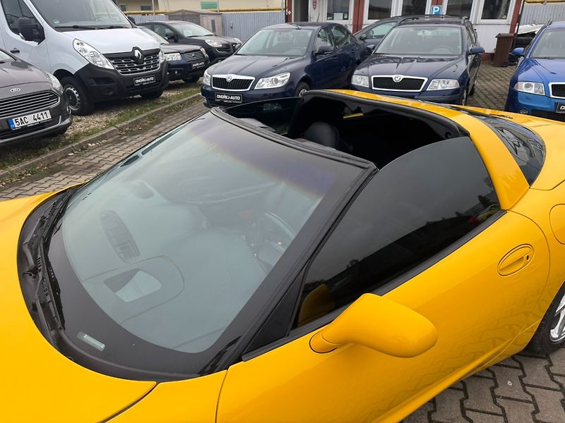 Chevrolet Corvette (2001) C5 TARGA LS1 5,7L V8 261KW DPH - fotka 22 z 50
